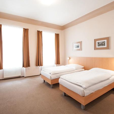 Hotel V Centru Ческе-Будеёвице Экстерьер фото