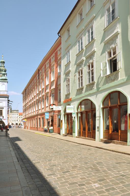 Hotel V Centru Ческе-Будеёвице Экстерьер фото