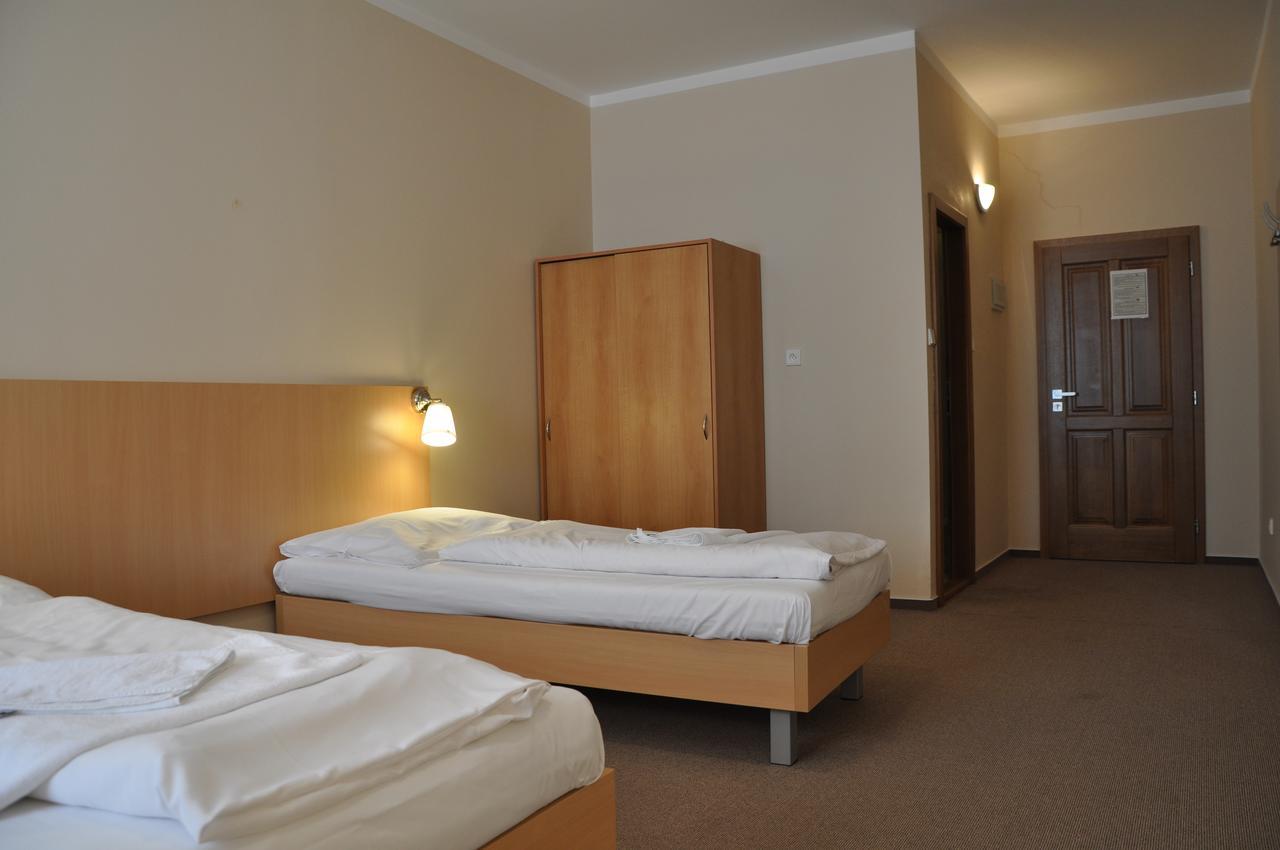 Hotel V Centru Ческе-Будеёвице Экстерьер фото